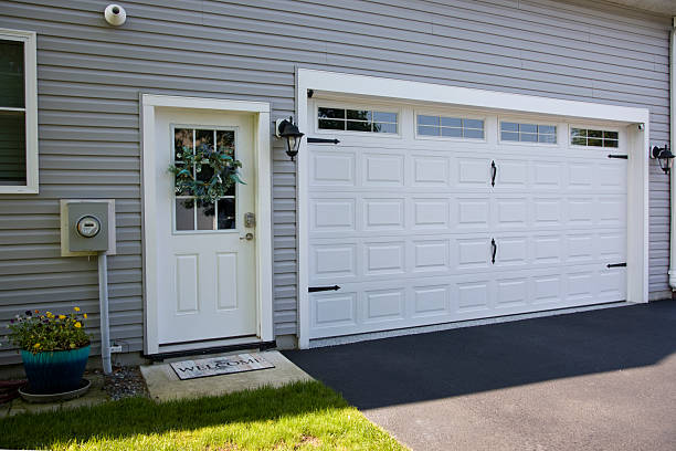 24/7 Emergency Garage Door Panel Replacement experts in La Conner, WA